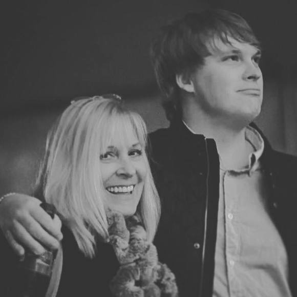 Meet your Posher, Miles - Picture 1 of 1